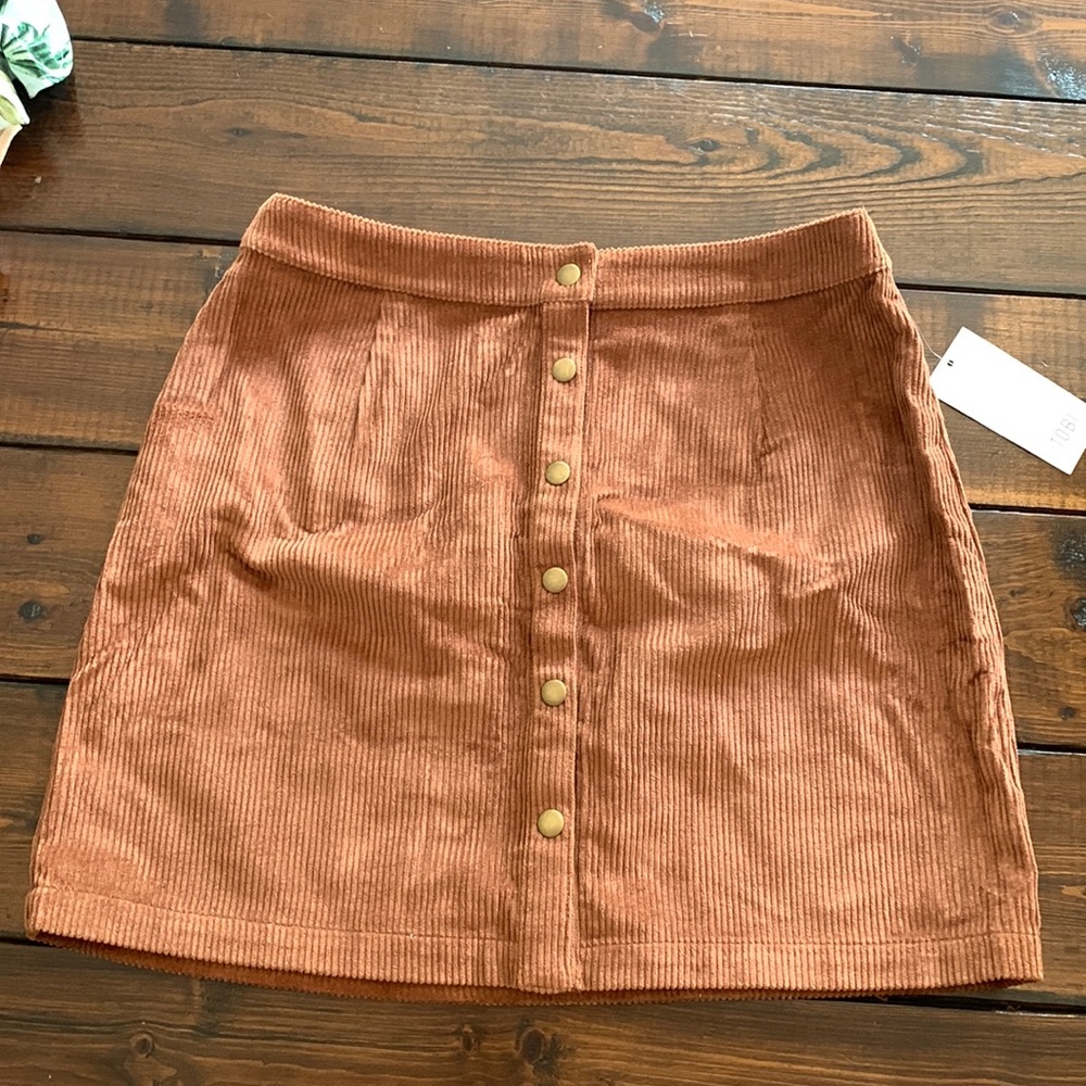 Tobi skirt, size large